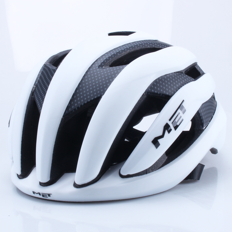 Casco da Ciclismo MTB Ultraleg - Cycling Gear Uae recensione e prezzo