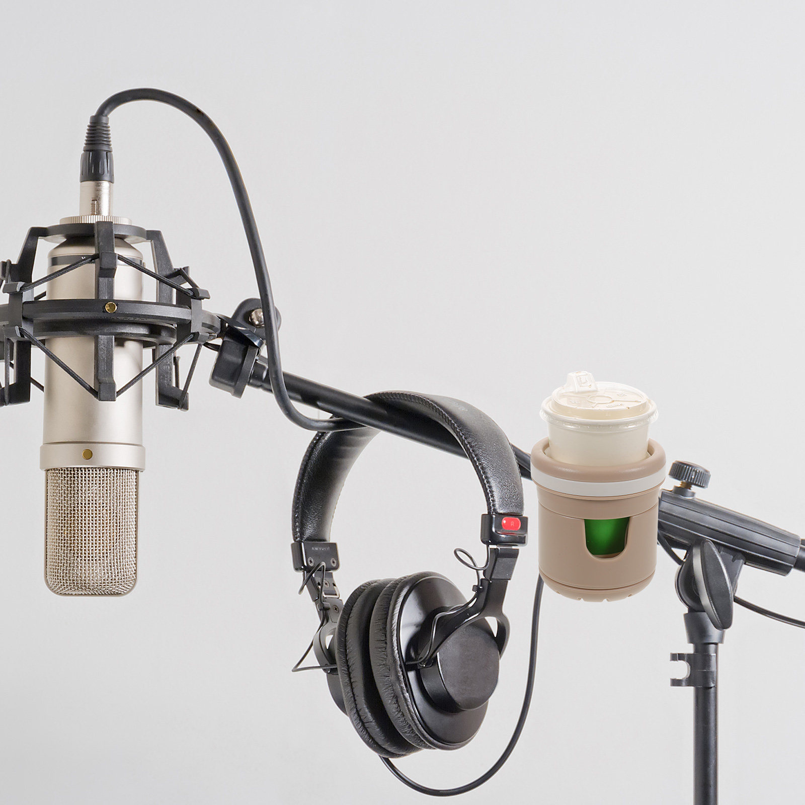 Supporto per microfono con por - Water Bottle Holder recensione e prezzo